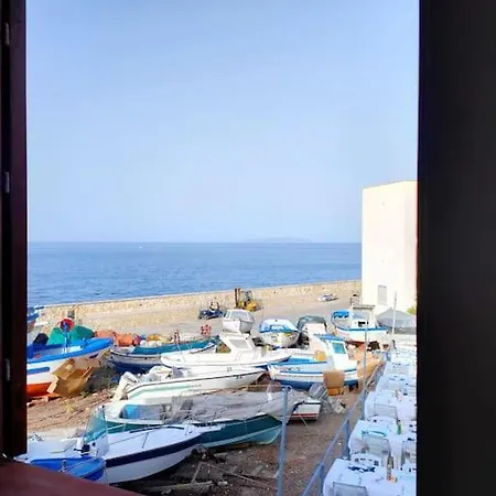 Marettimo La Casa Sulla Spiaggia Exterior photo